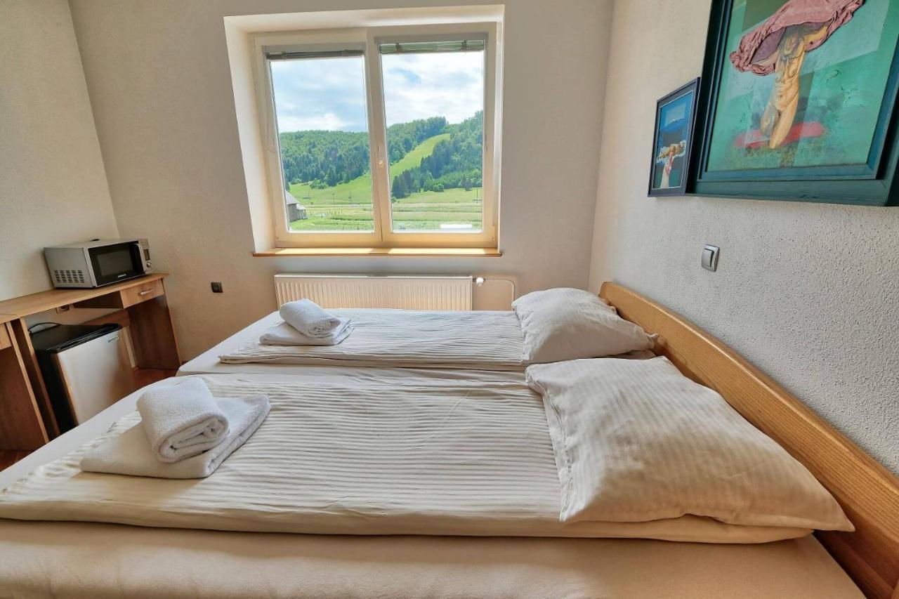 Prenocisca Miklavcic Hotell Nova Vas  Eksteriør bilde